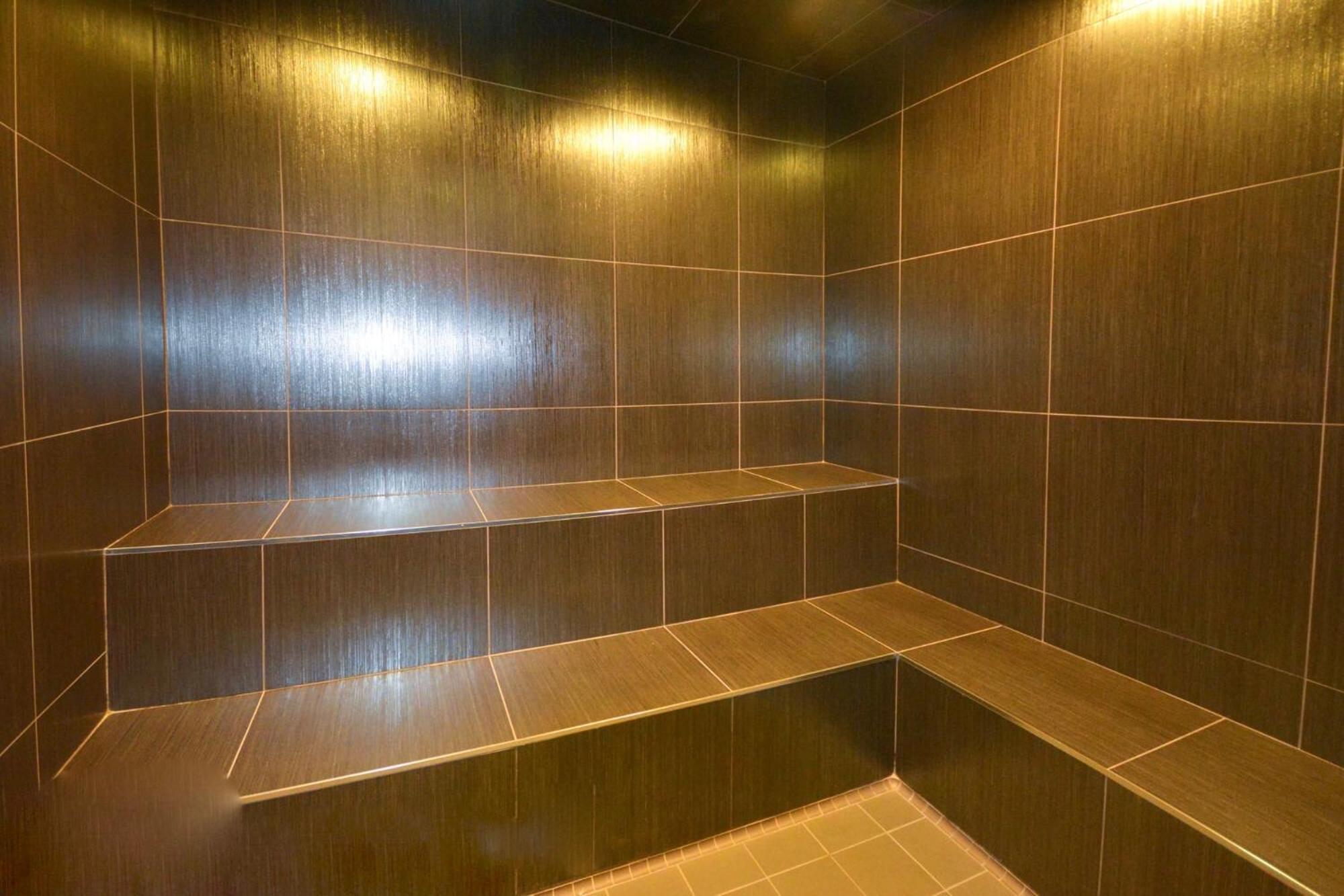 2Bedroom Cn Tower And Water Views - Free Parking - Rooftop Pool トロント エクステリア 写真